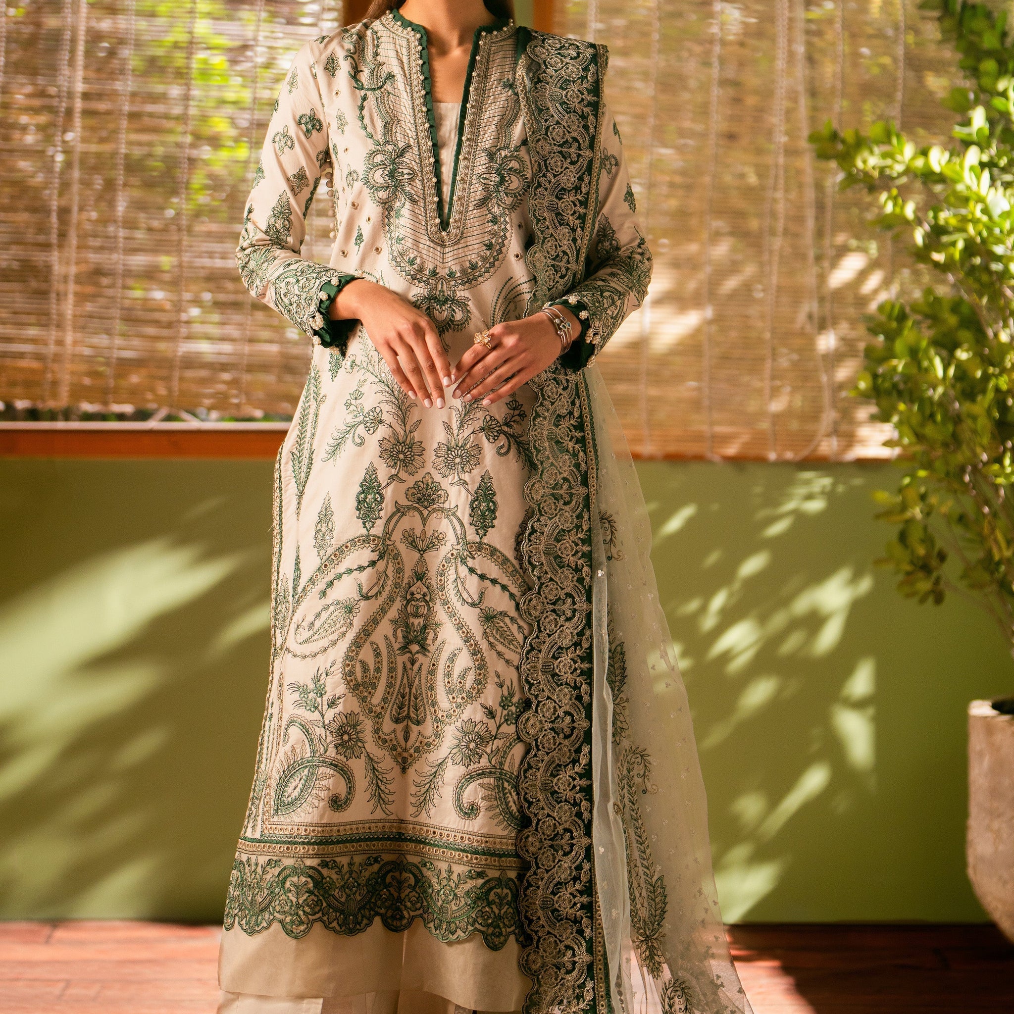 Maryum N Maria | Luxury Lawn 24 | Nubia - House Of Hania