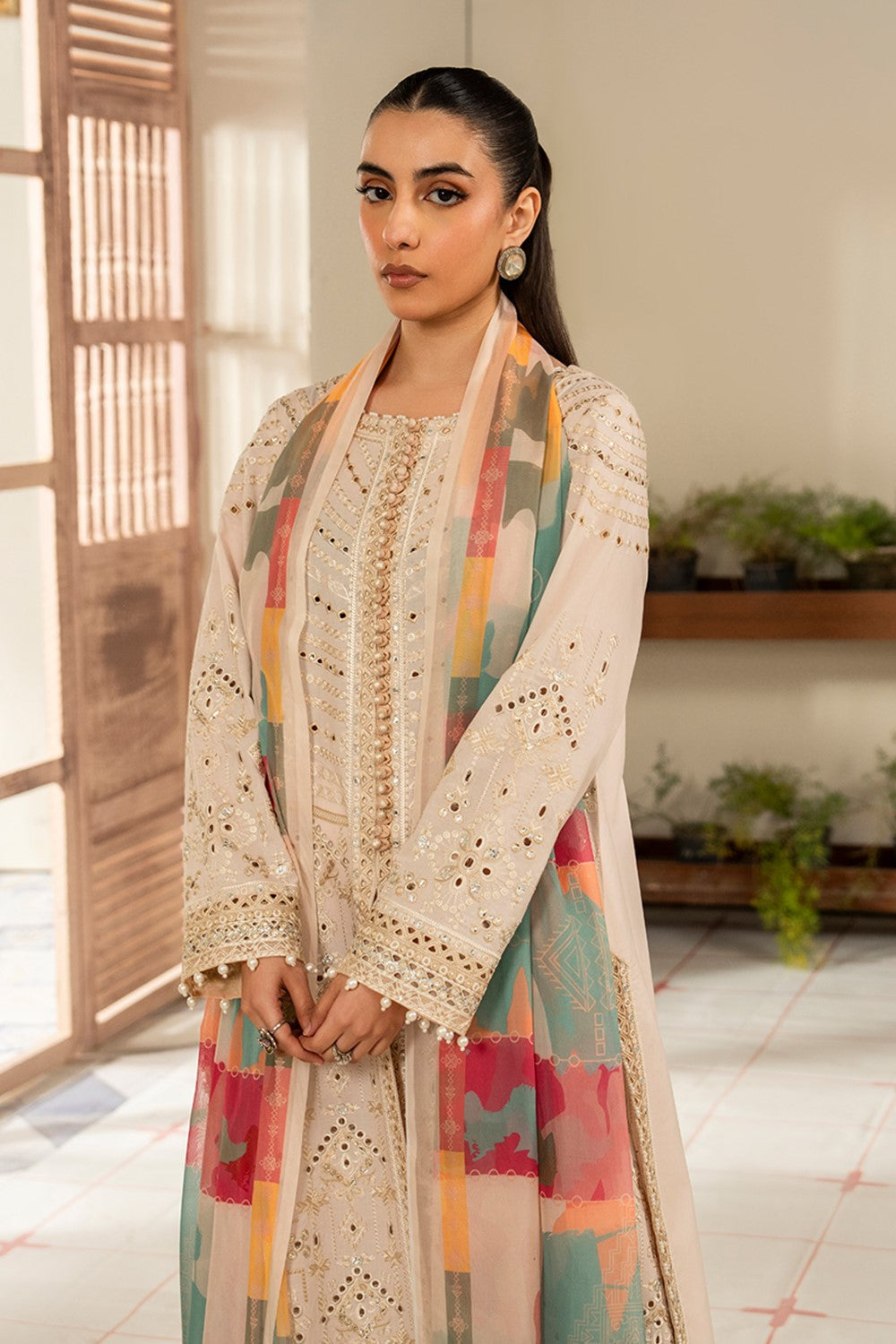 Maryum N Maria | Luxury Lawn 25 | ABIA - MS50120 - House Of Hania