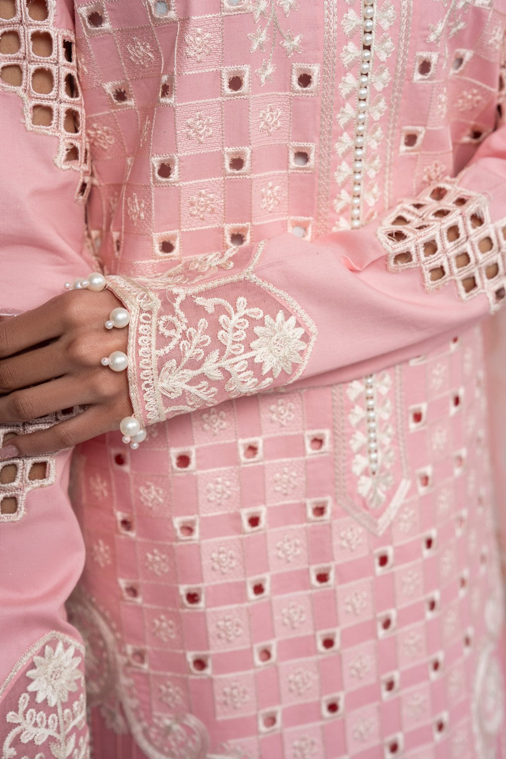 Maryum N Maria | Luxury Lawn 25 | AHLAM - MS50123 - House Of Hania