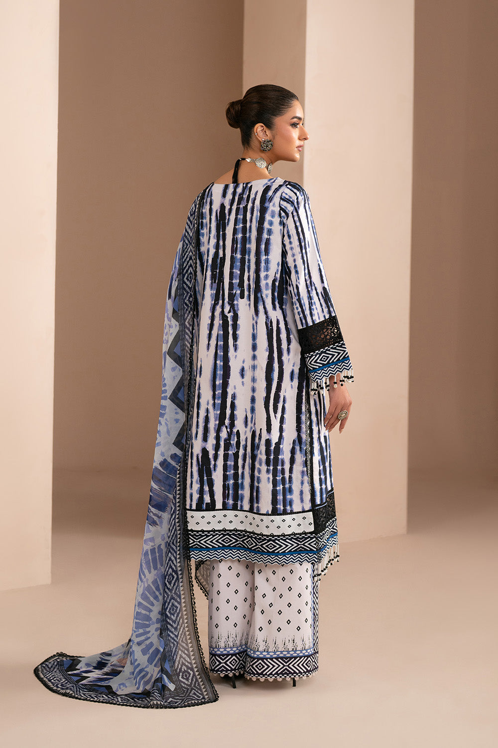 Maryum N Maria | Luxury Stitched | VARSHA - FWU6111 - House Of Hania