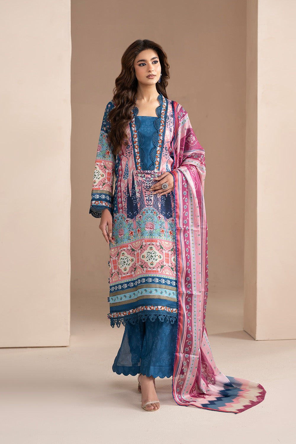 Maryum N Maria | Luxury Stitched | VIHANA - FWU6123 - House Of Hania