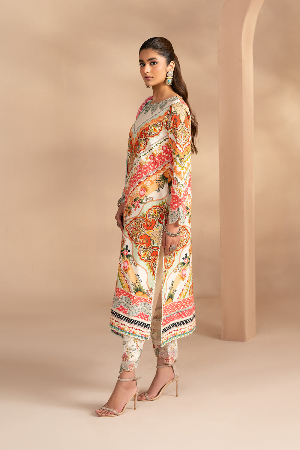 Maryum N Maria | Luxury Stitched | VILINA - FWU6115 - House Of Hania
