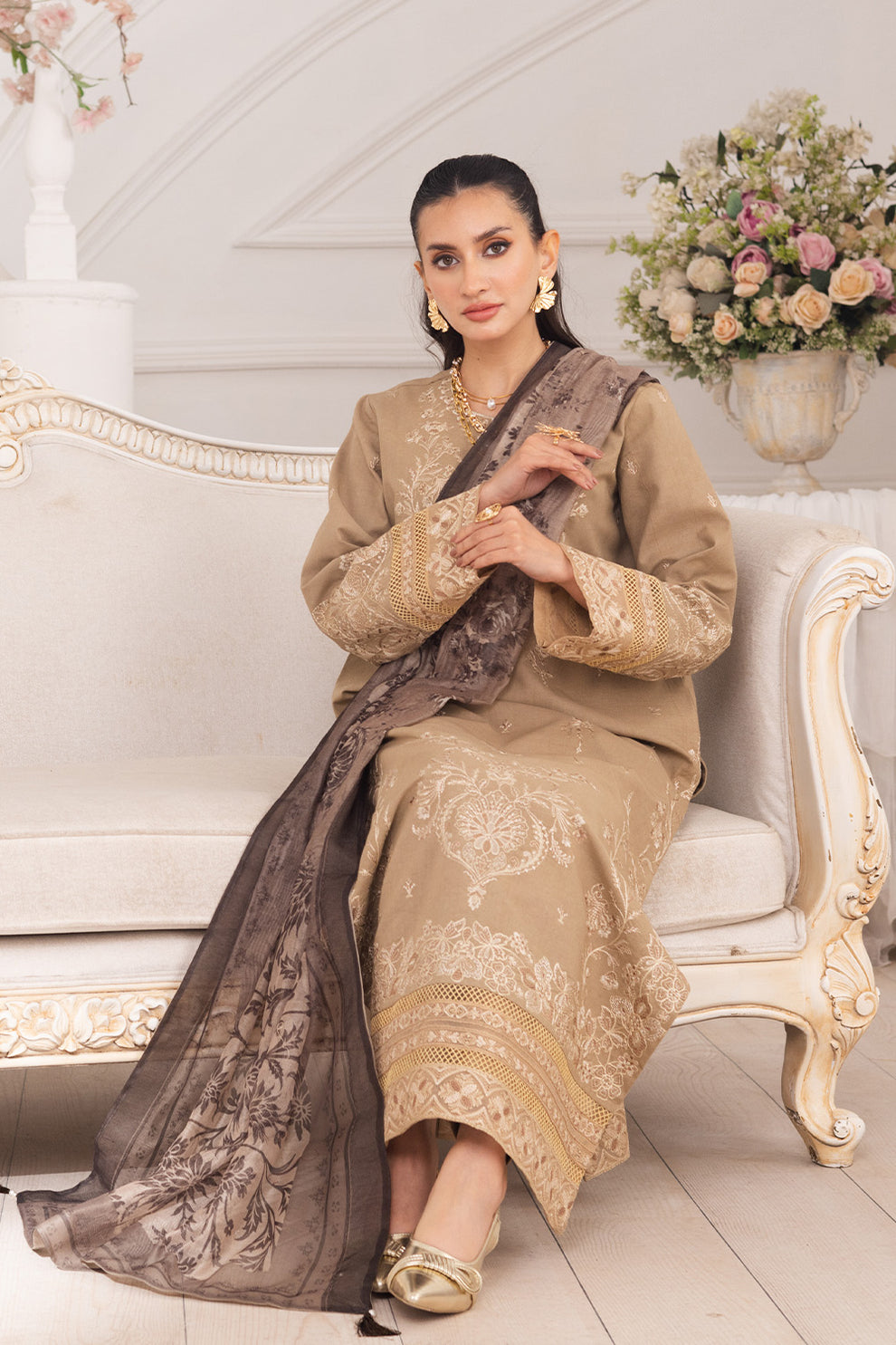 Maryum N Maria | Mira Luxury Lawn | LEYLA - FS50105 - House Of Hania