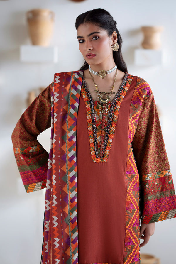 Maryum N Maria | Noore Winters 25 | 3 Piece Embroidered Khaddar BADRAI - FSU5673 - House Of Hania