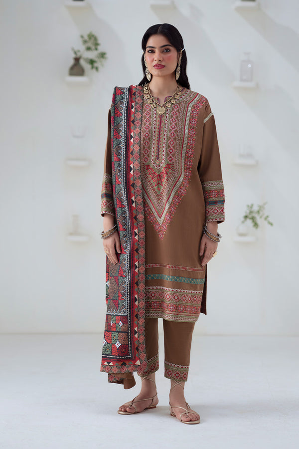 Maryum N Maria | Noore Winters 25 | 3 Piece Embroidered Khaddar GHUNCHA - FSU5674 - House Of Hania