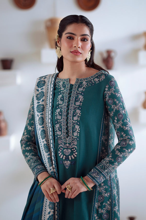 Maryum N Maria | Noore Winters 25 | 3 Piece Embroidered Khaddar SERINA - FSU5675 - House Of Hania