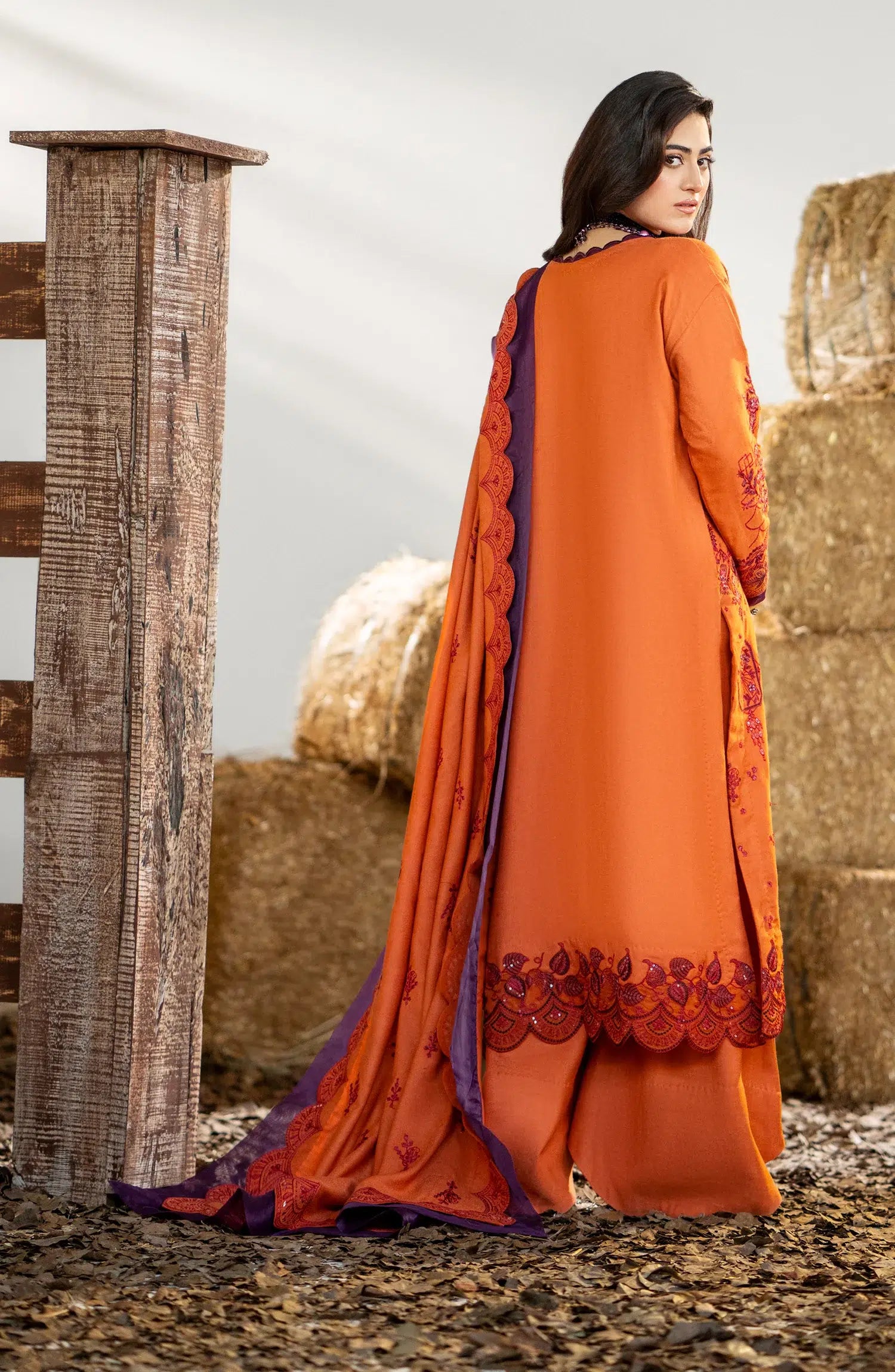 Maryum N Maria | Shehr Bano Winter 23 | CHUNI MW23562 - House Of Hania