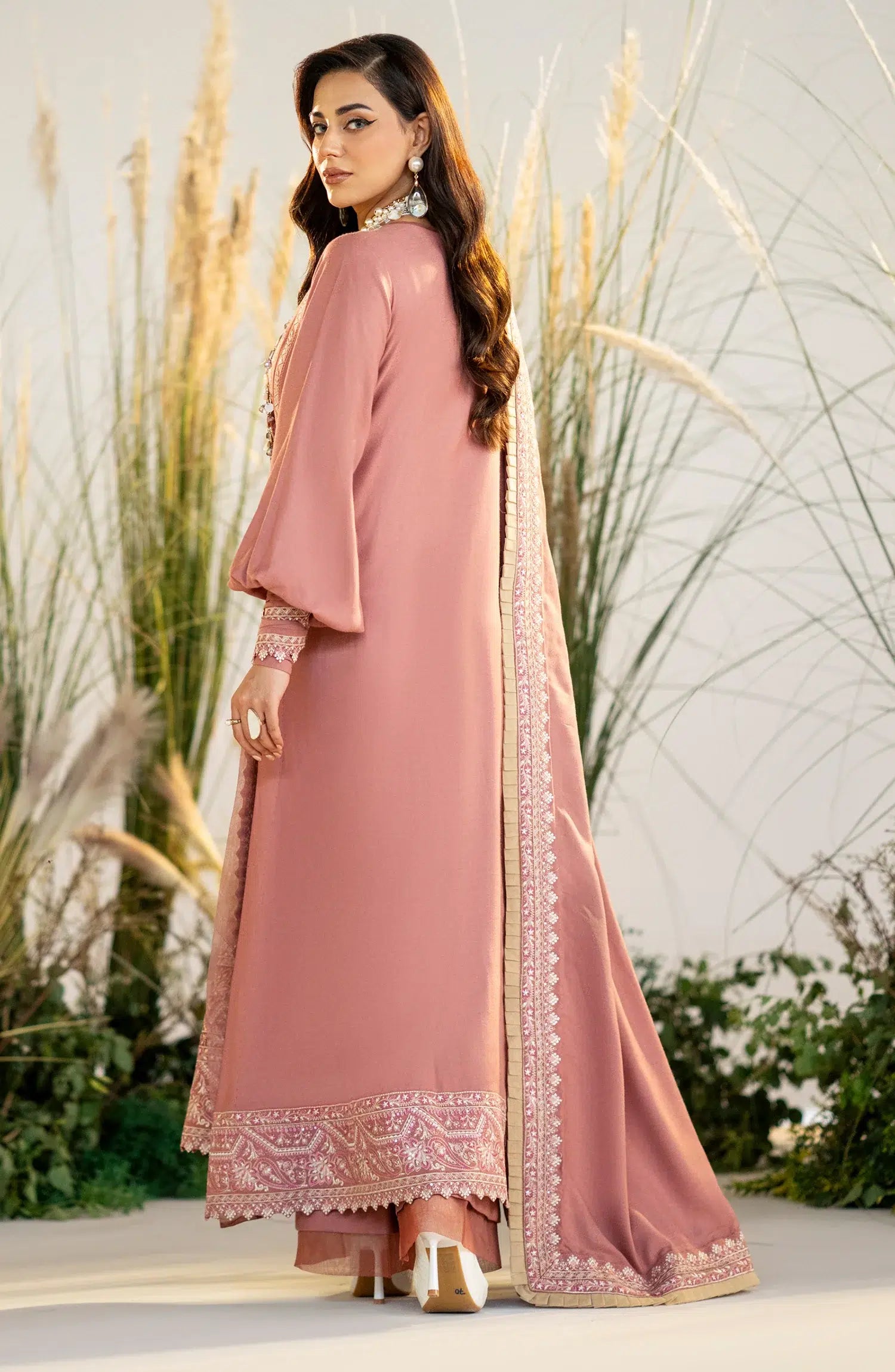 Maryum N Maria | Shehr Bano Winter 23 | DILREET MW23552 - House Of Hania