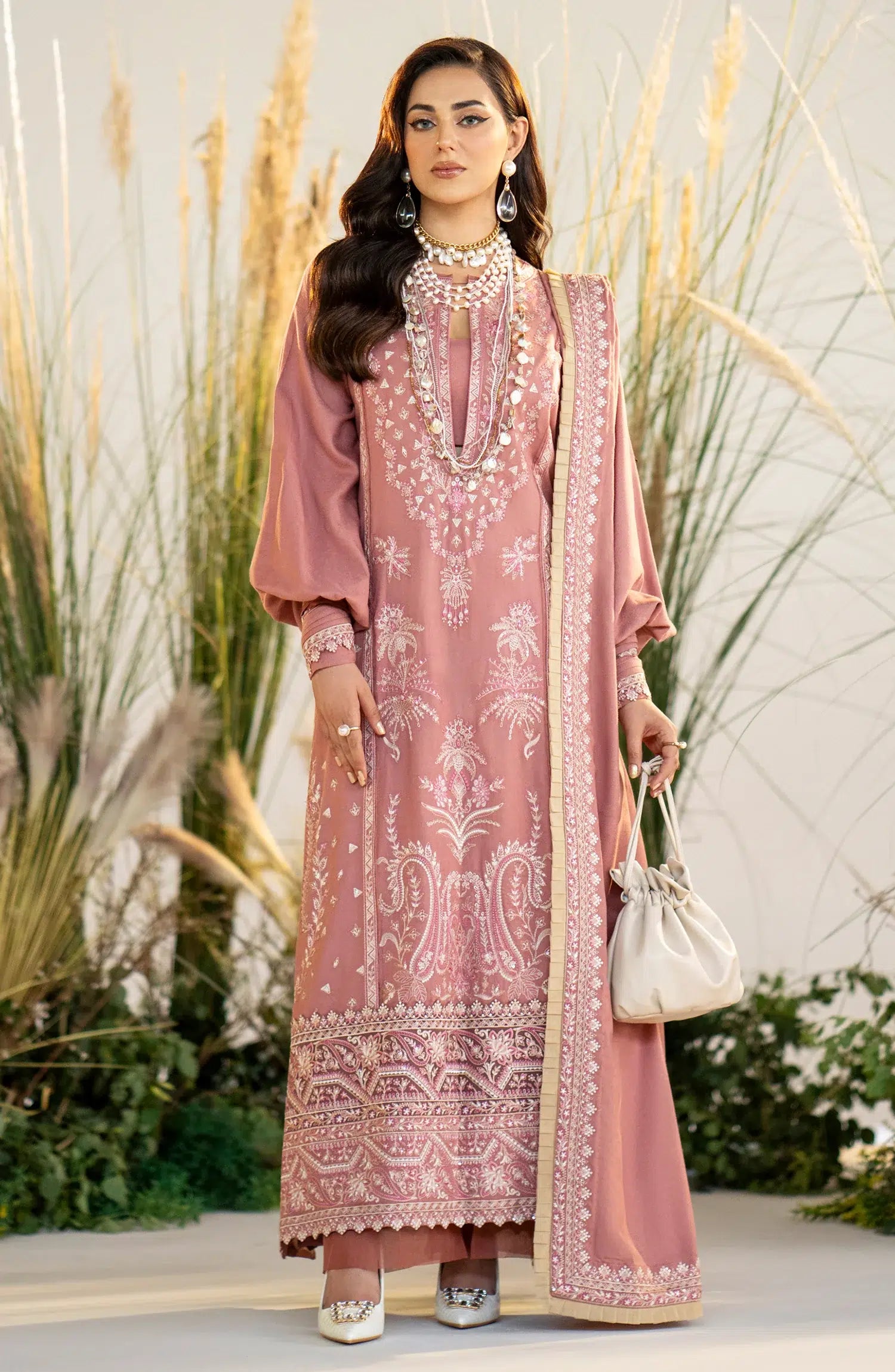Maryum N Maria | Shehr Bano Winter 23 | DILREET MW23552 - House Of Hania