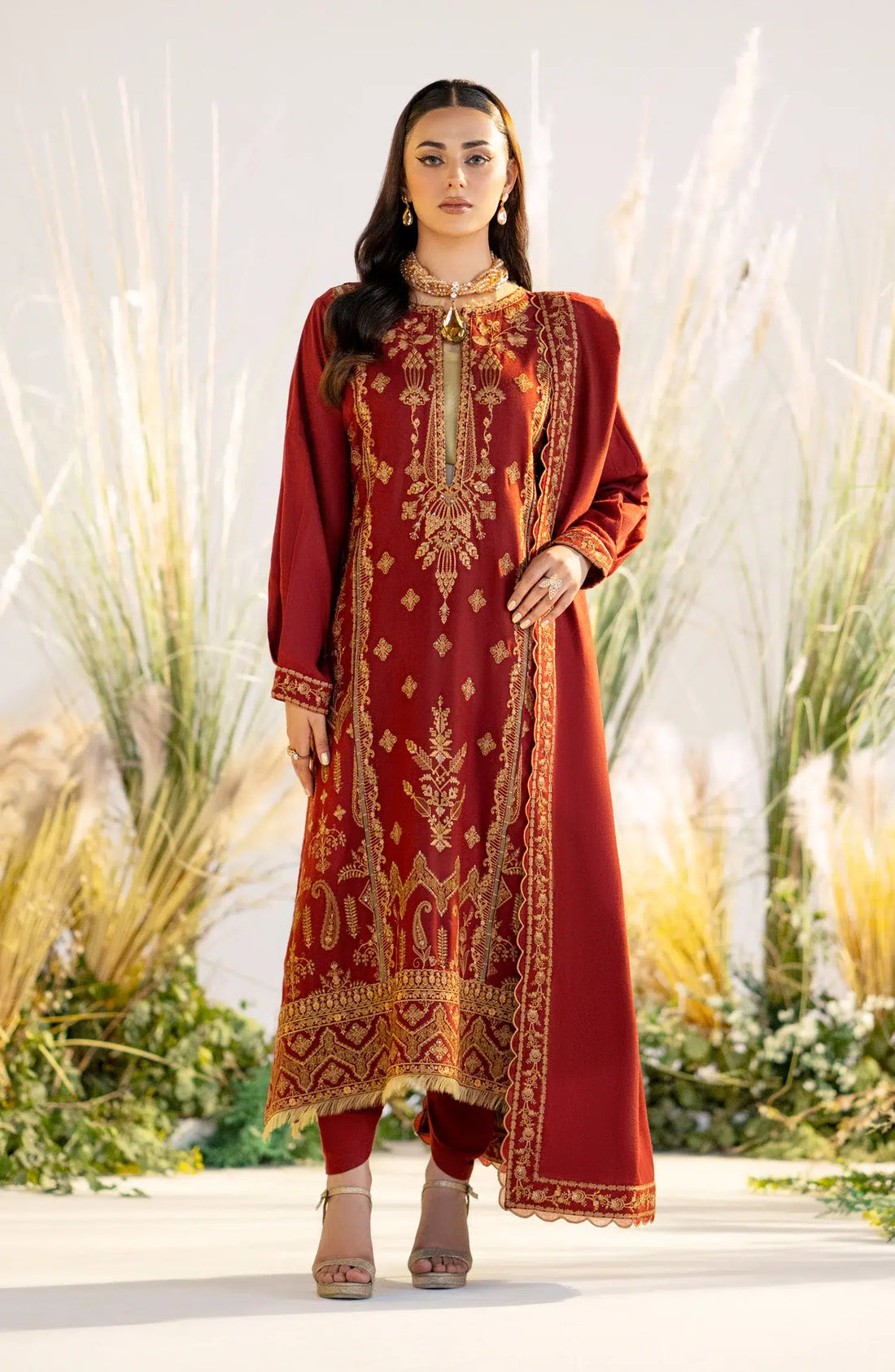Maryum N Maria | Shehr Bano Winter 23 | HAESEL MW23558 - House Of Hania