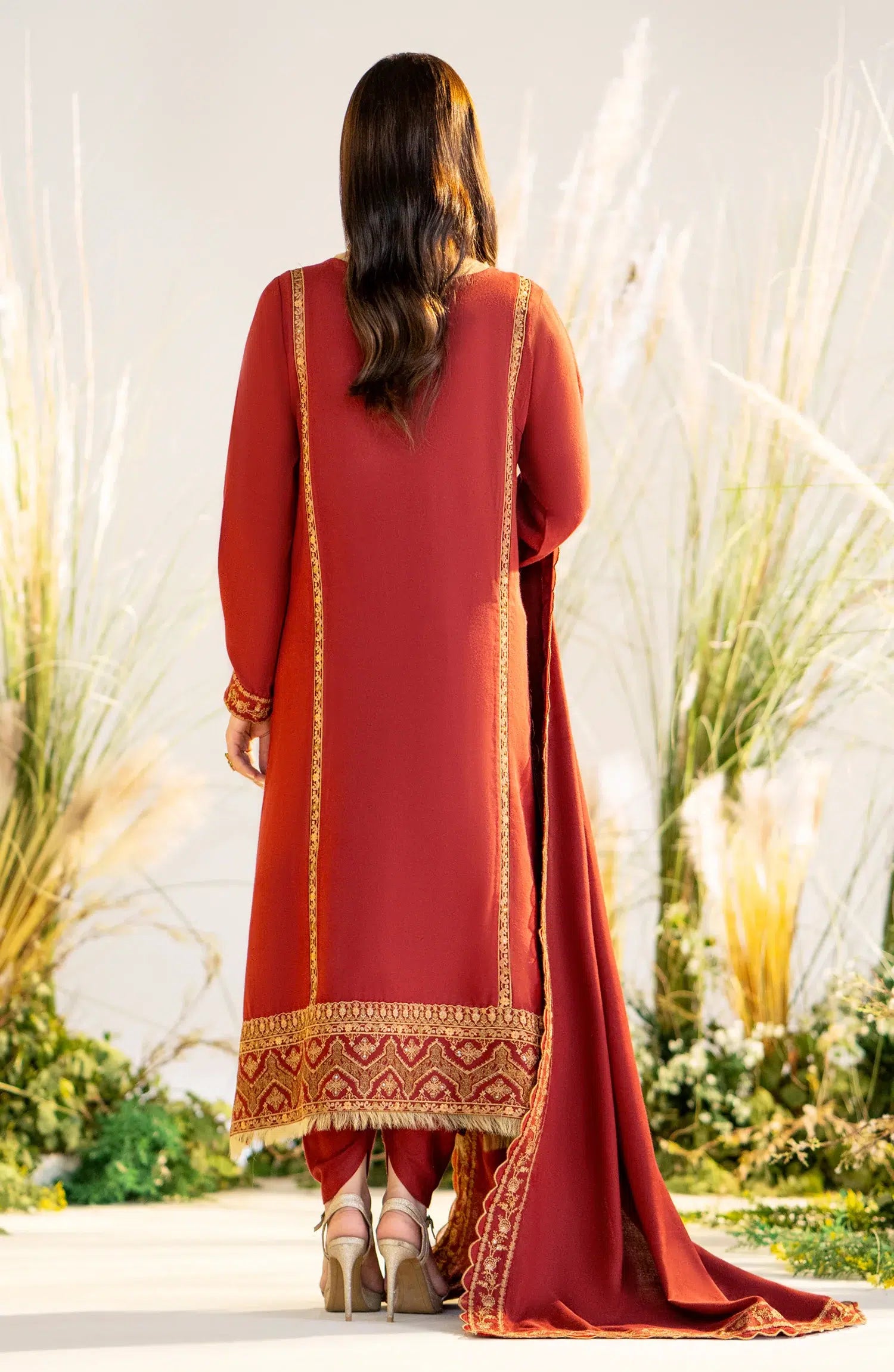 Maryum N Maria | Shehr Bano Winter 23 | HAESEL MW23558 - House Of Hania