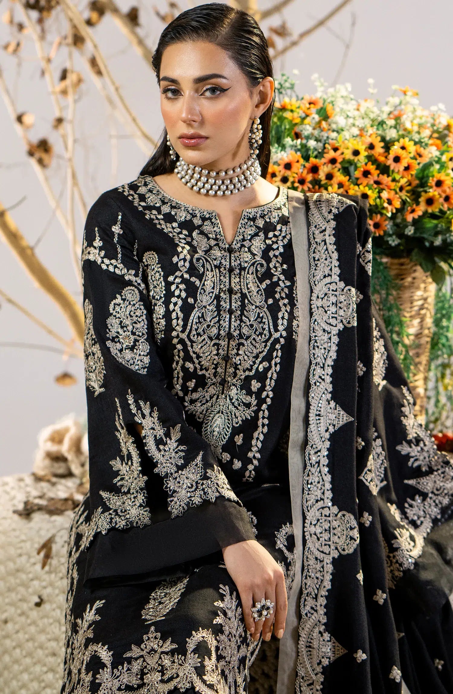 Maryum N Maria | Shehr Bano Winter 23 | KAJOL MW23561 - House Of Hania