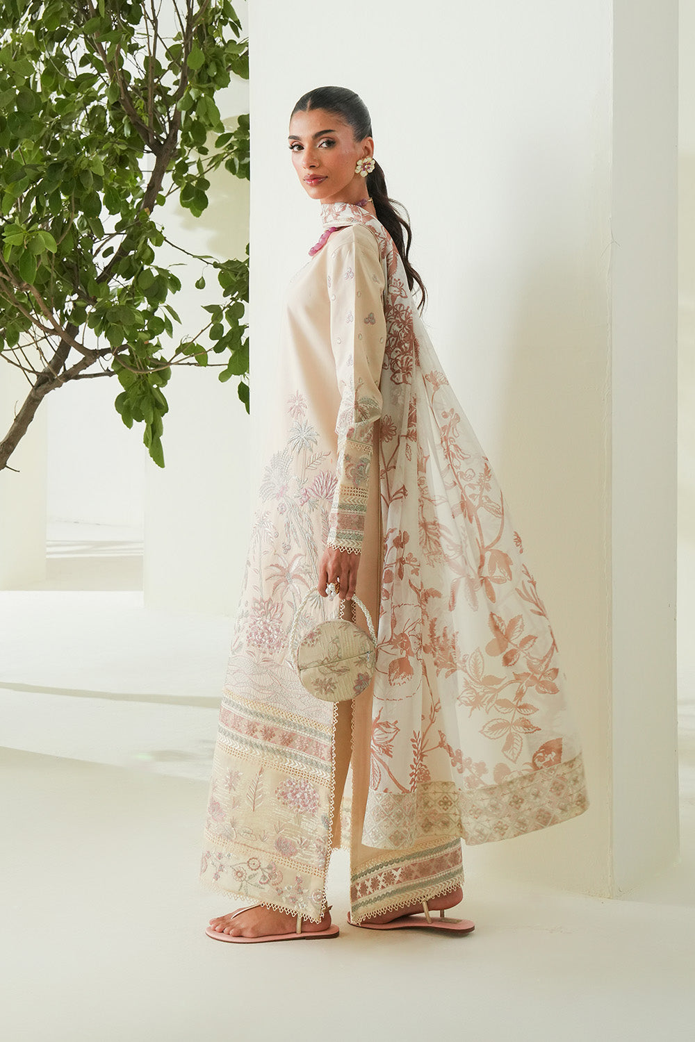 Maryum N Maria | Soiree Lawn |  Shore - House Of Hania