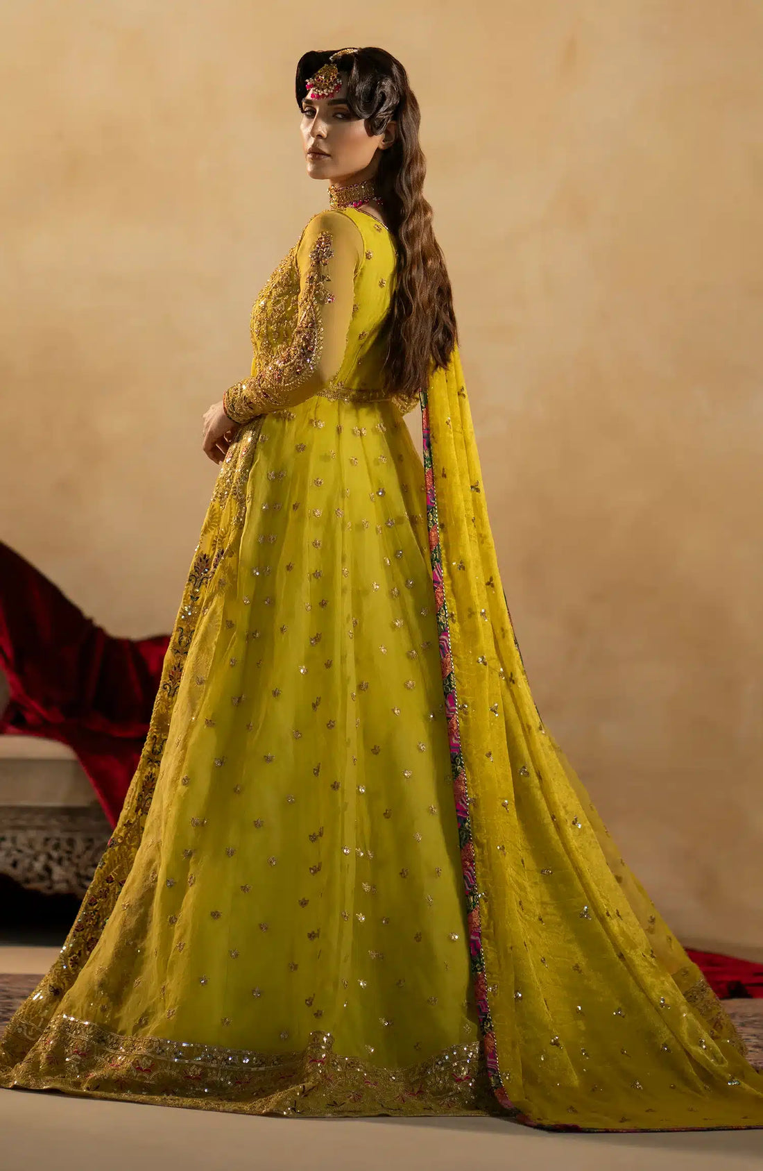 Maryum N Maria | Zamani Beghum Formals 23 | Peridot-(MW23-511) - House Of Hania
