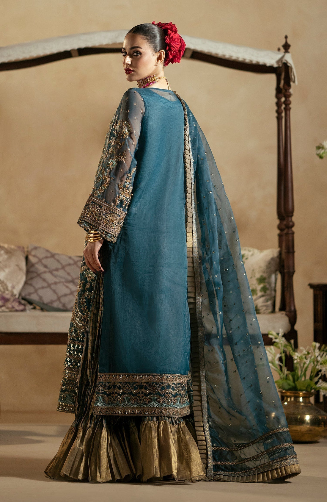 Maryum N Maria | Zamani Beghum Formals 23 | Zircon-(MW23-514) - House Of Hania