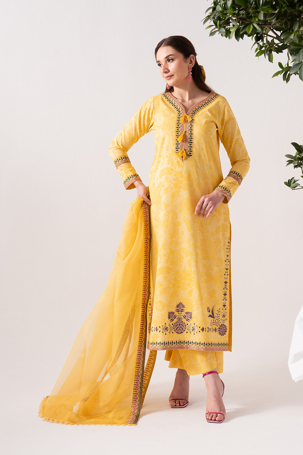 Maryum N Maria | Zuhur 25 | AMAIRS - House Of Hania