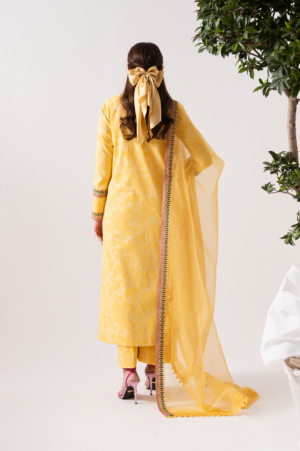 Maryum N Maria | Zuhur 25 | AMAIRS - House Of Hania