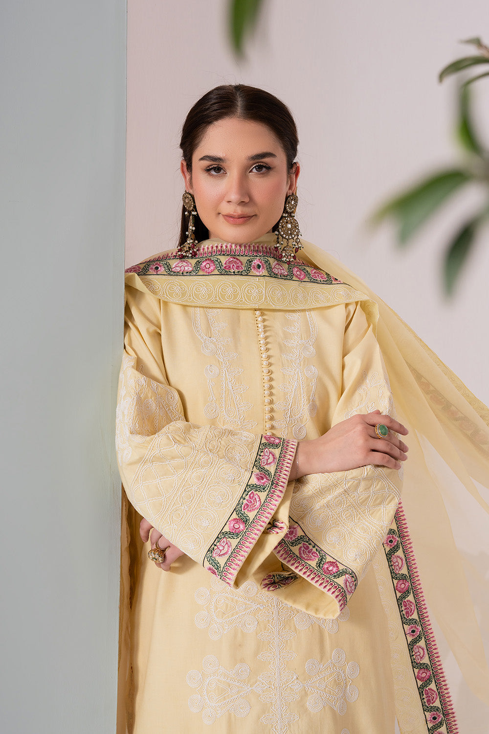 Maryum N Maria | Zuhur 25 | ELLA - House Of Hania