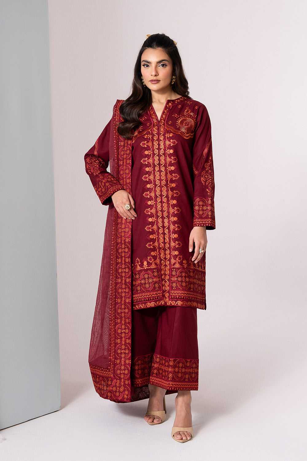 Maryum N Maria | Zuhur 25 | LIARA - House Of Hania