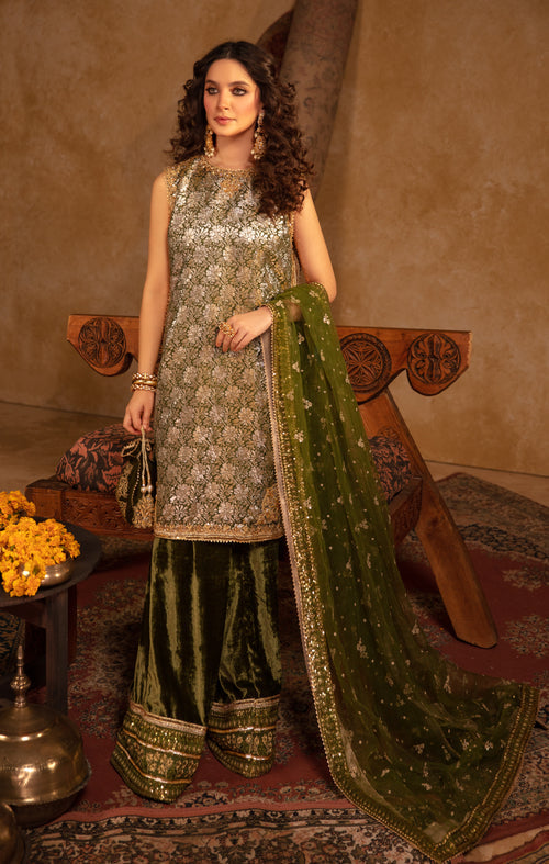 Maya | Raazi Velvet 24 | GULZAR - House Of Hania