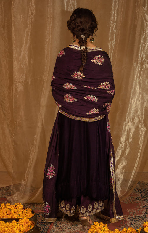 Maya | Raazi Velvet 24 | IBAARAT - House Of Hania