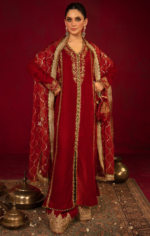 Maya | Raazi Velvet 24 | IMROZ - House Of Hania