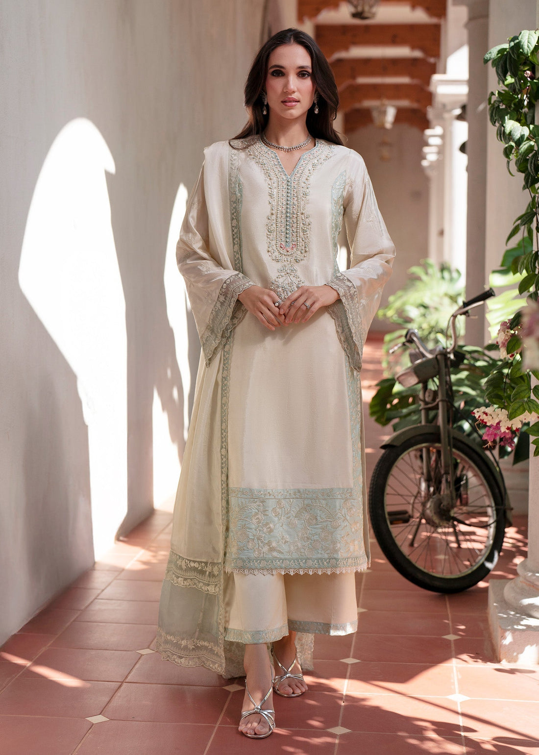 Mehak Yaqoob | Marvi Festives | Luna - House Of Hania
