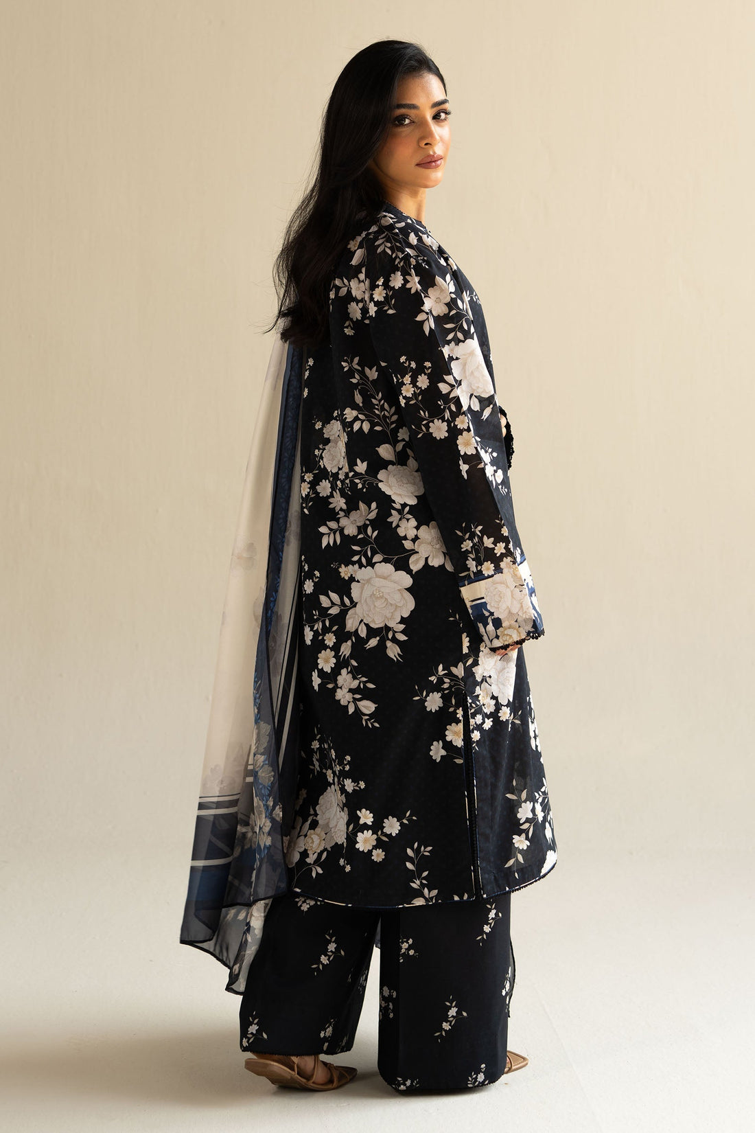 Zara Shahjahan | Coco Prints 25 | Mia-5B - House Of Hania