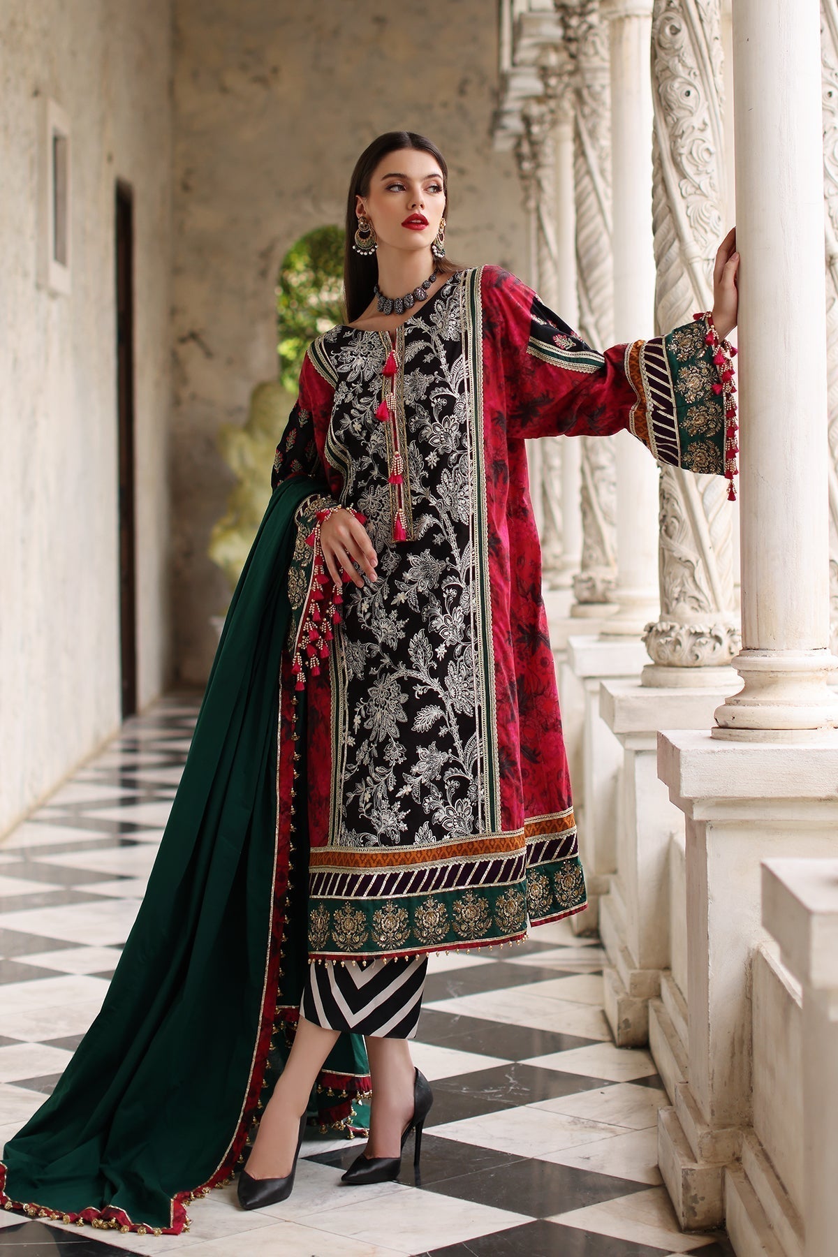Mina Kashif | Festive Lawn | Karine - House Of Hania