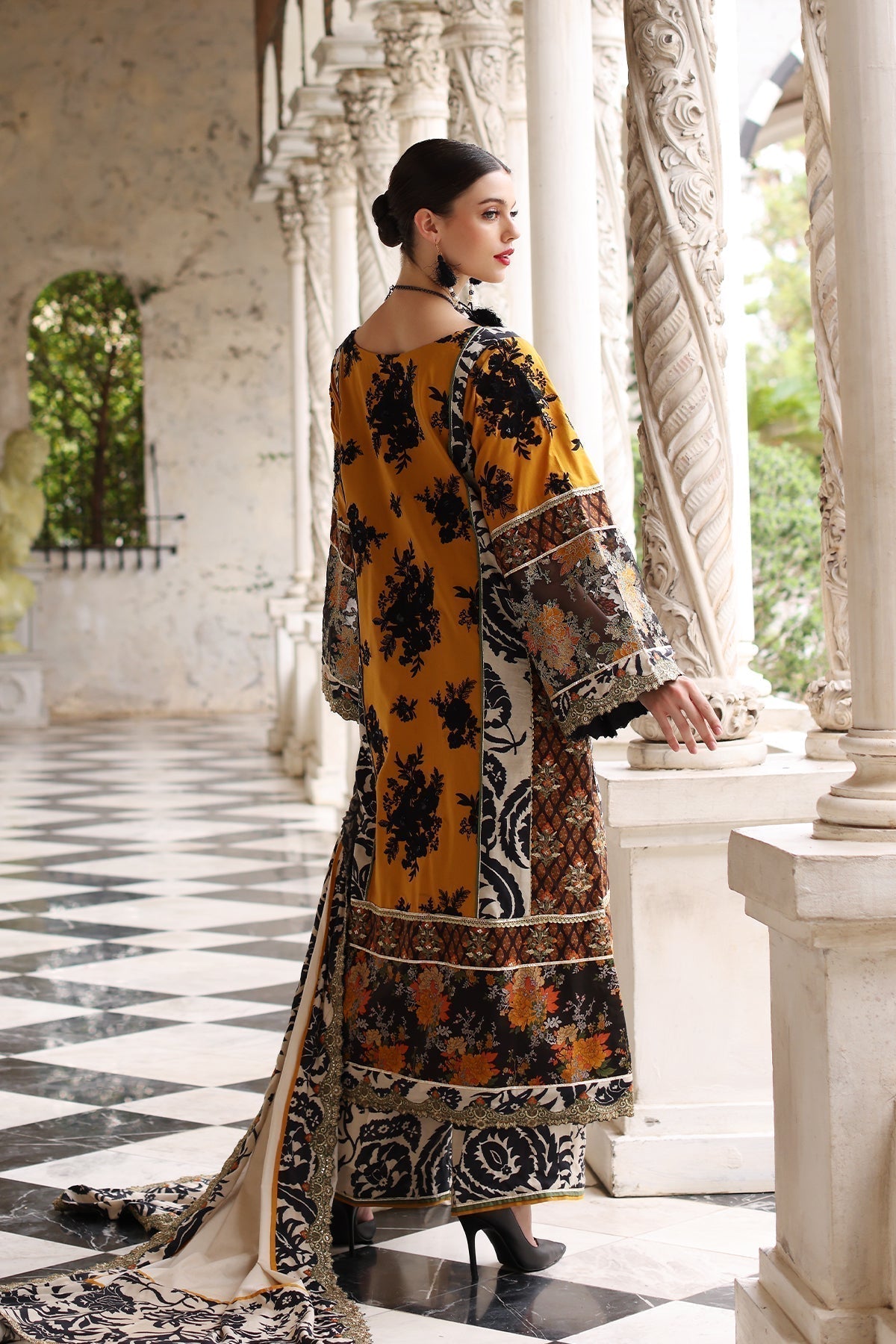 Mina Kashif | Festive Lawn | Leyla - House Of Hania