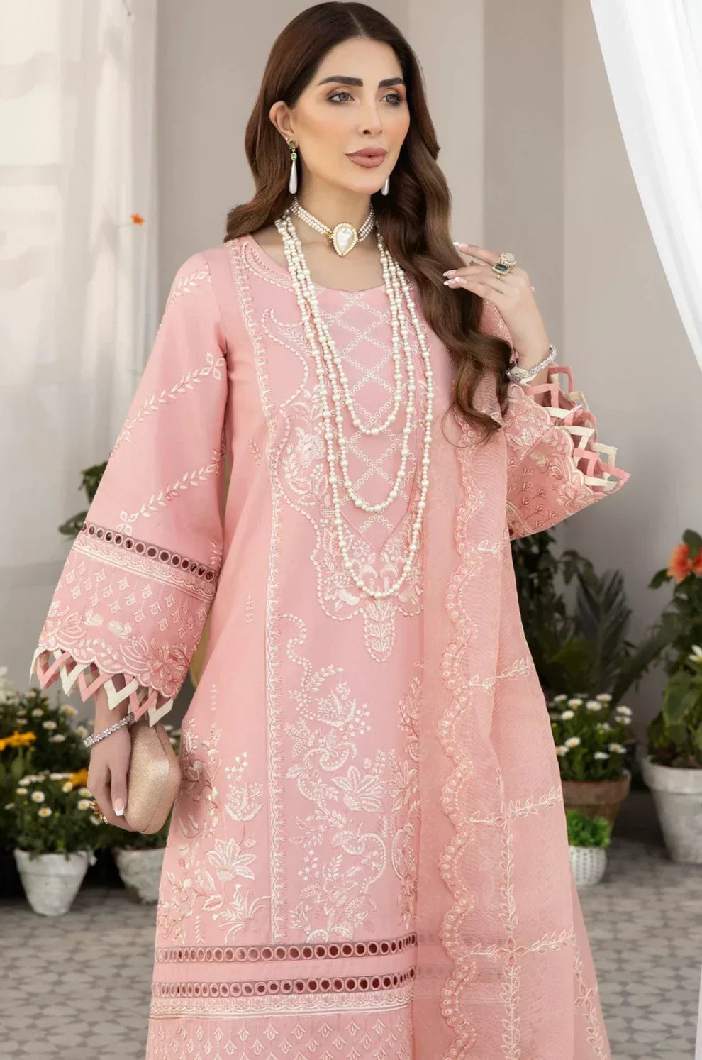 Mohagni | Muntazir Luxury Lawn 24 | AM-07 - House Of Hania