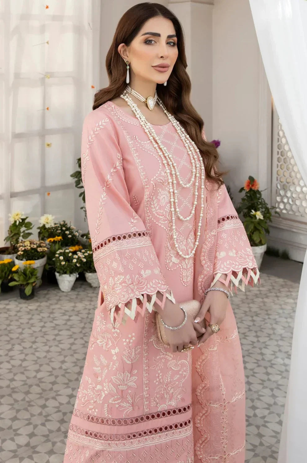 Mohagni | Muntazir Luxury Lawn 24 | AM-07 - House Of Hania