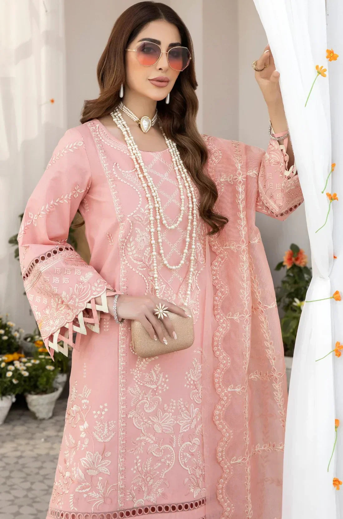 Mohagni | Muntazir Luxury Lawn 24 | AM-07 - House Of Hania