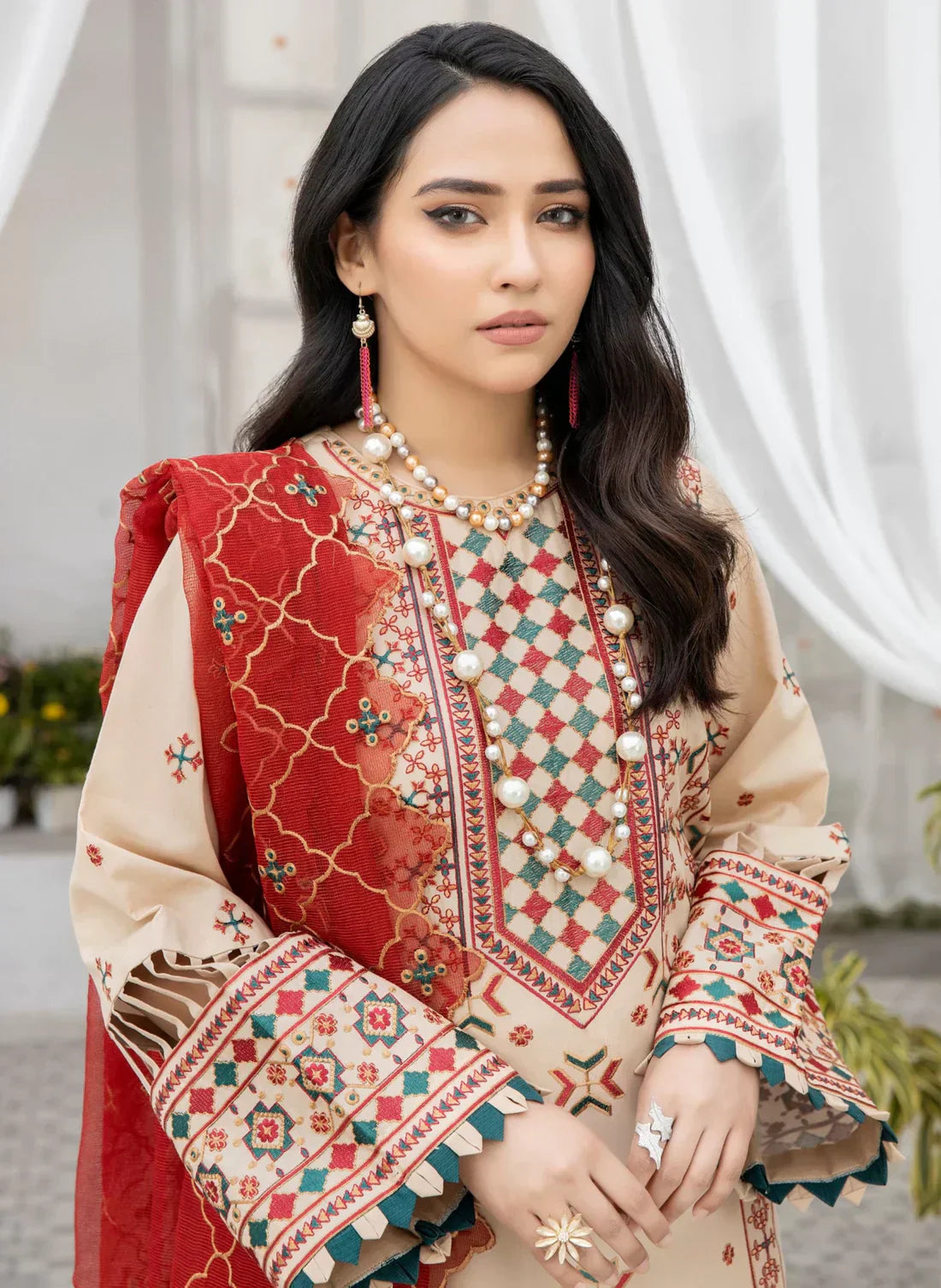 Mohagni | Muntazir Luxury Lawn 24 | AM-15 - House Of Hania