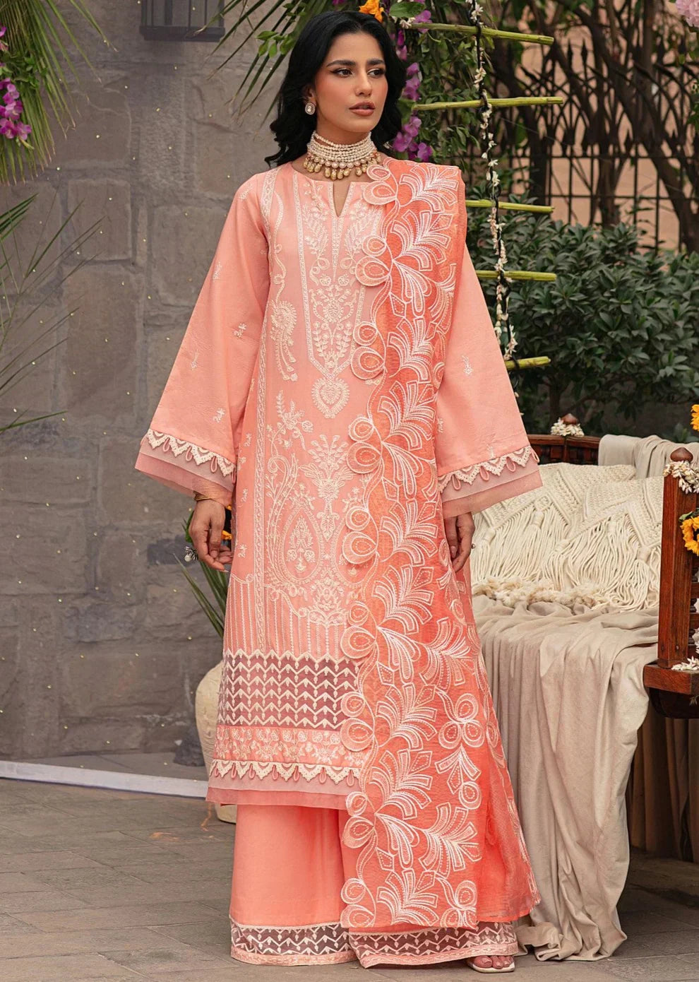 Mohagni | Muntazir Luxury Lawn 24 | CM-01 - House Of Hania