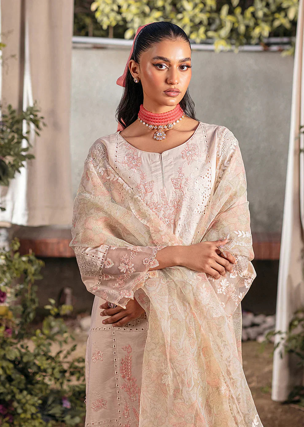 Mohagni | Muntazir Luxury Lawn 24 | CM-04 - House Of Hania