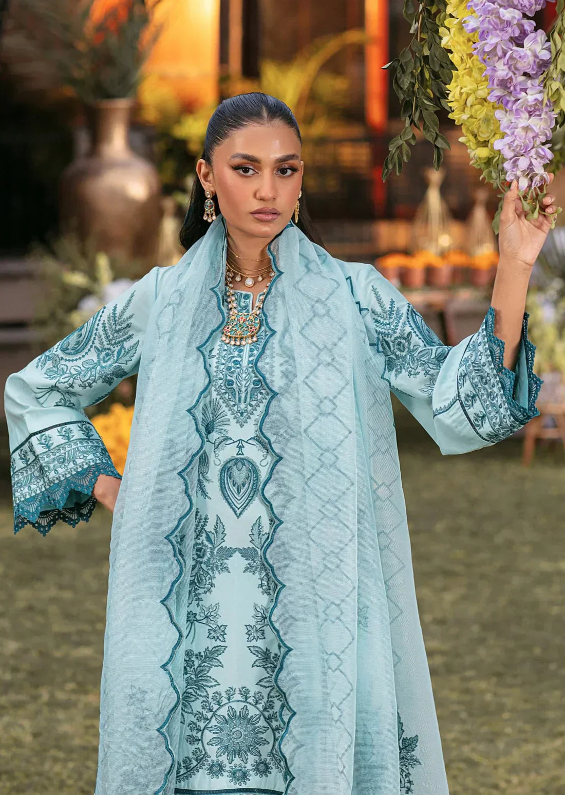 Mohagni | Muntazir Luxury Lawn 24 | CM-10 - House Of Hania