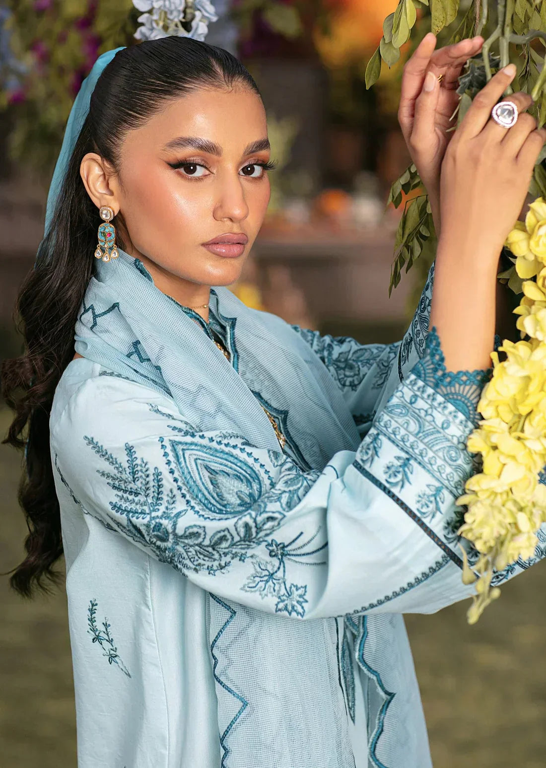 Mohagni | Muntazir Luxury Lawn 24 | CM-10 - House Of Hania