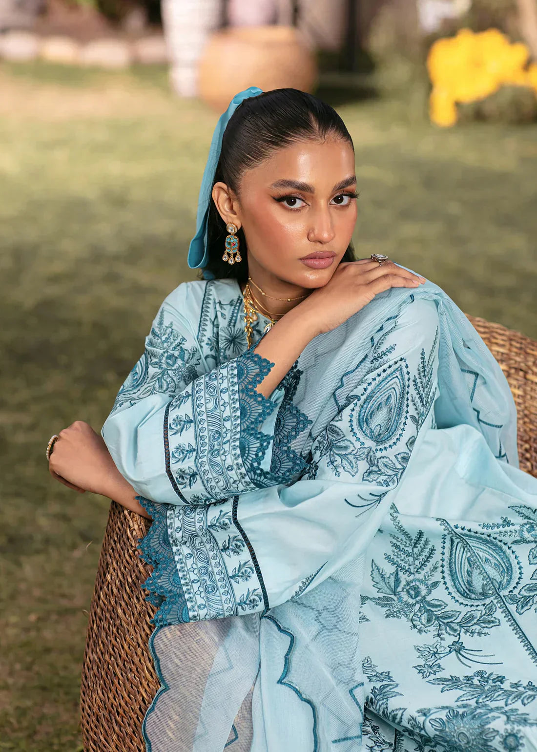 Mohagni | Muntazir Luxury Lawn 24 | CM-10 - House Of Hania