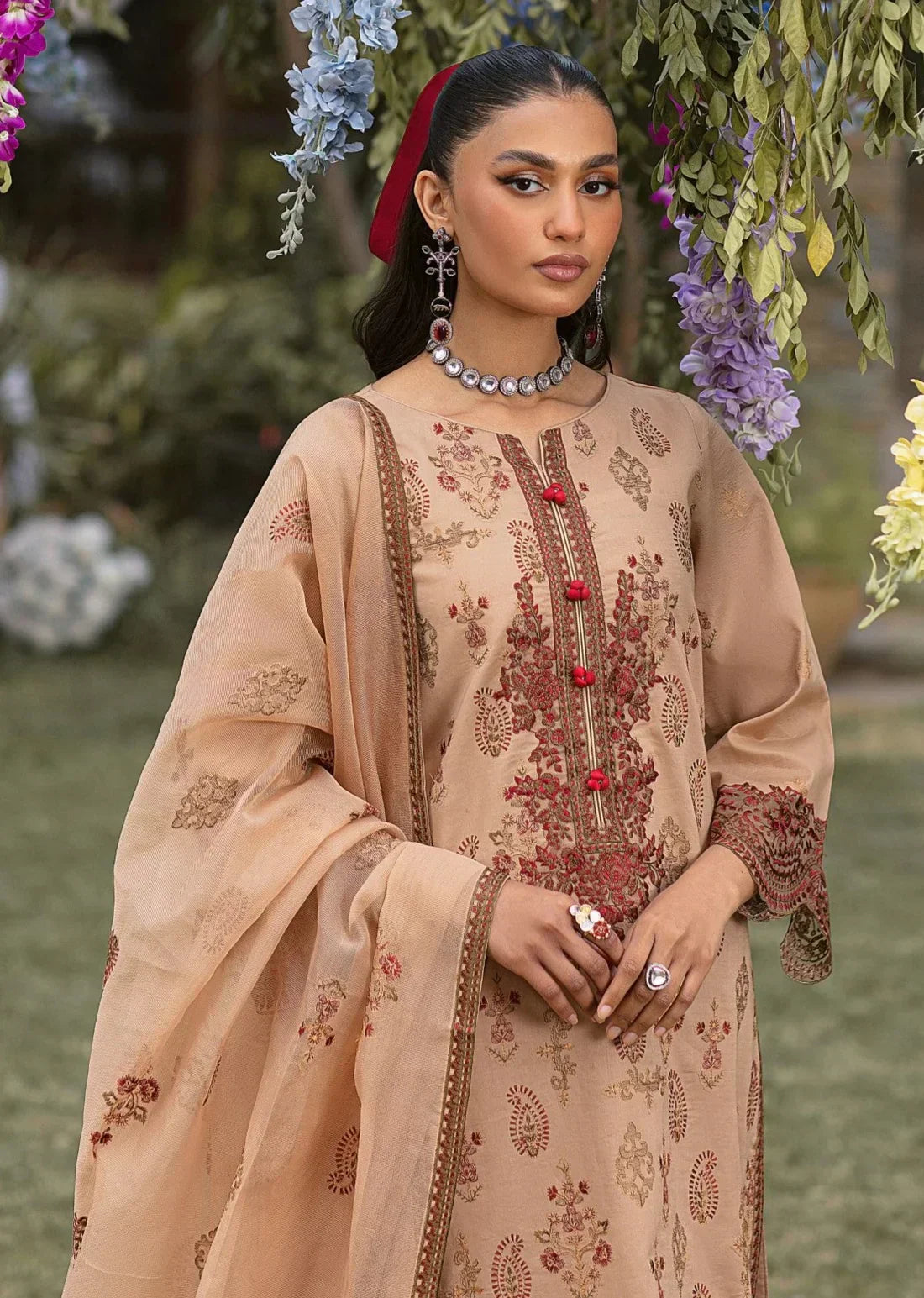 Mohagni | Muntazir Luxury Lawn 24 | CM-11 - House Of Hania