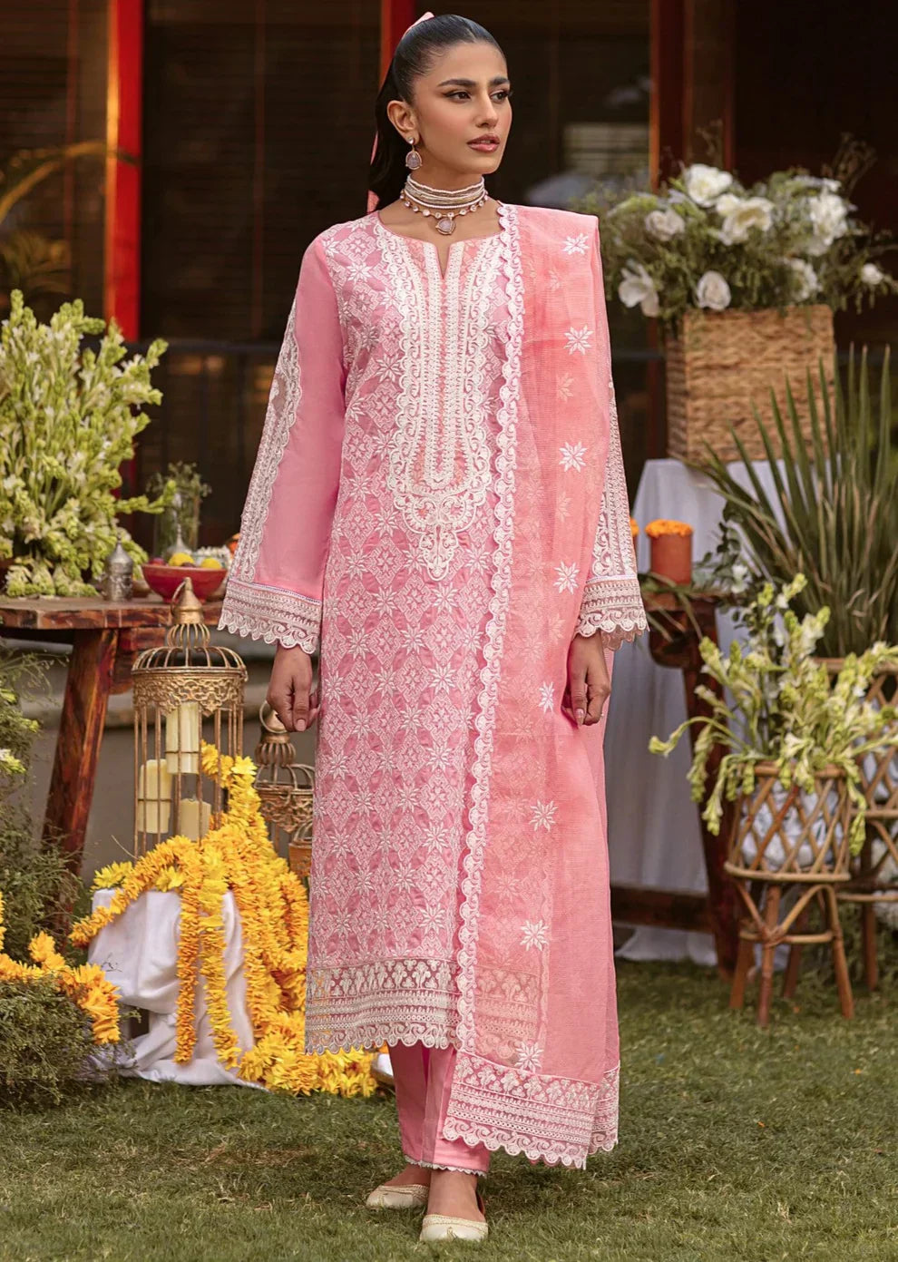 Mohagni | Muntazir Luxury Lawn 24 | MGZ-12 - House Of Hania