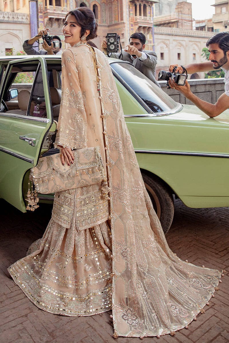 Mohsin Naveed Ranjha – MNR – NOOR JEHAN – ZWU22-12 – Creamy Beige - House Of Hania