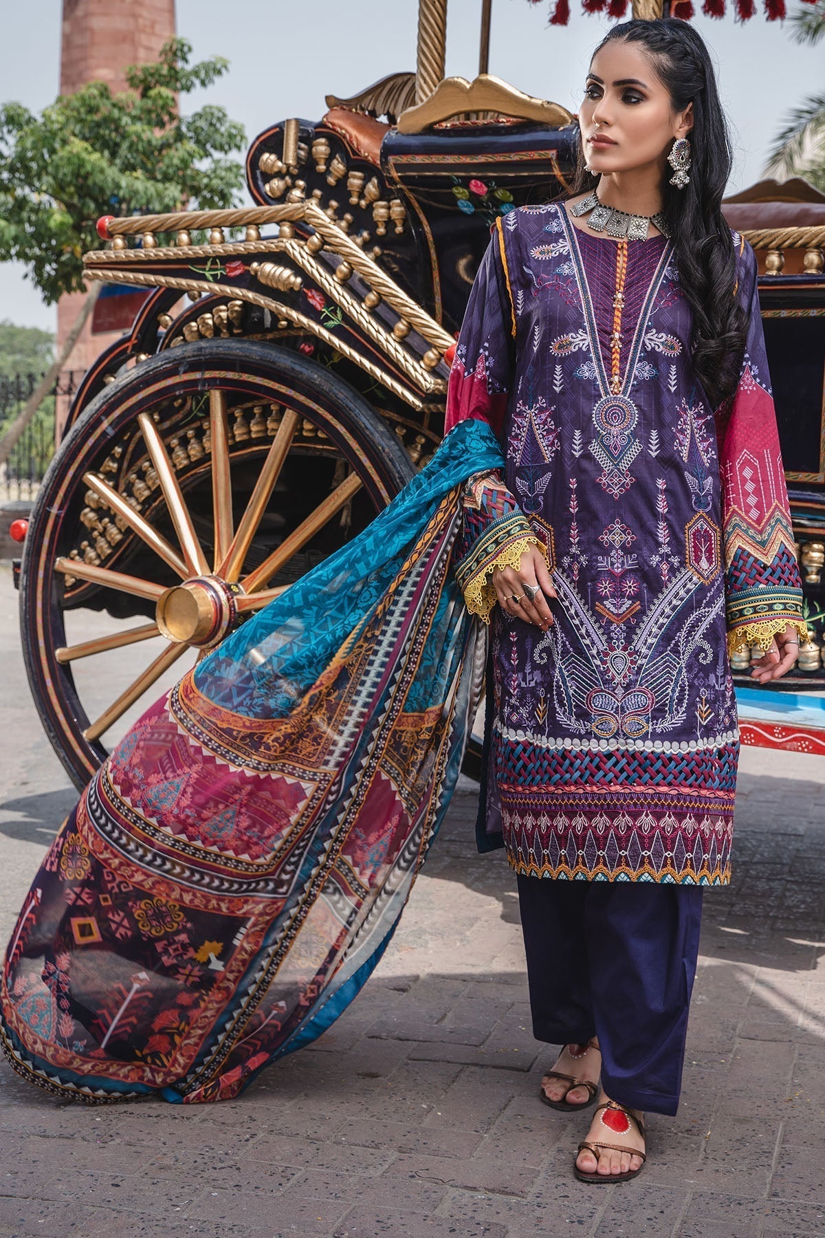 Motifz | Amal Luxury Lawn | 2932 - House Of Hania