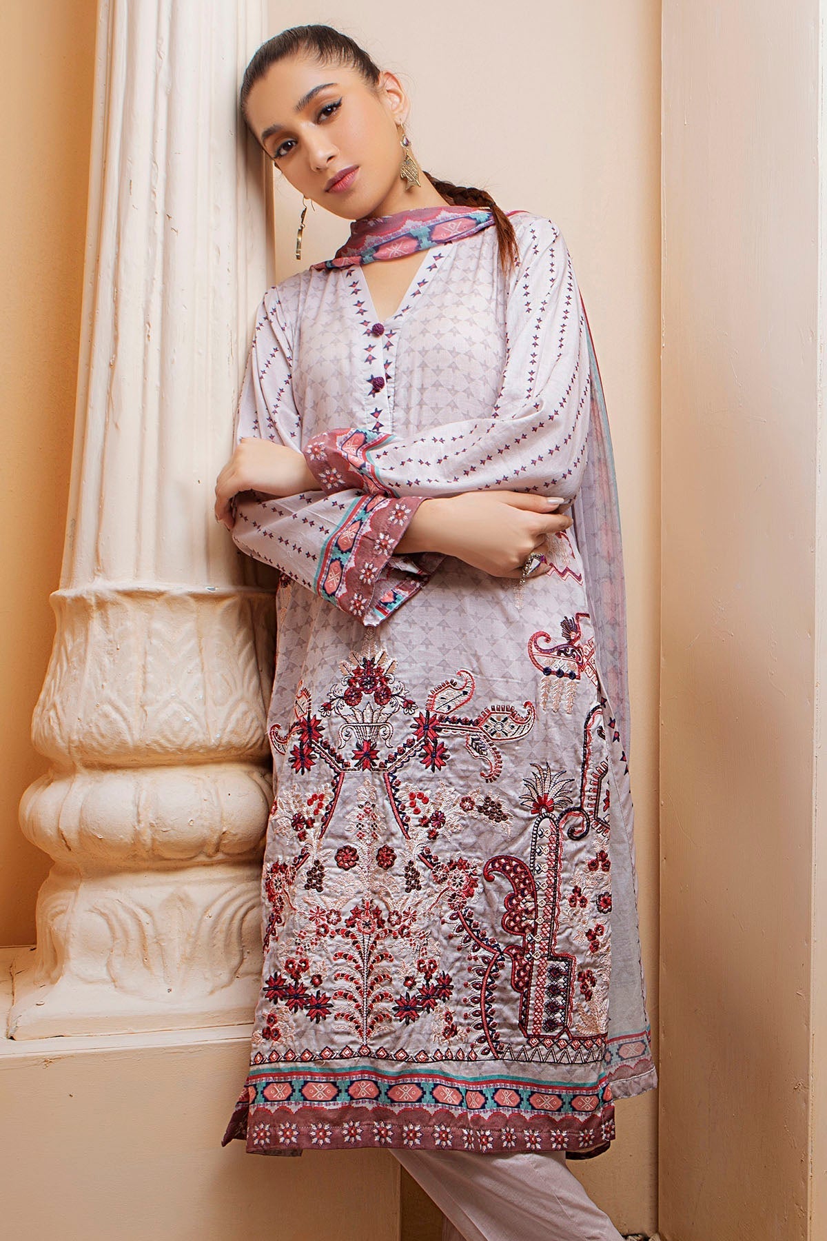 Motifz | Amal Luxury Lawn | 2956 - House Of Hania