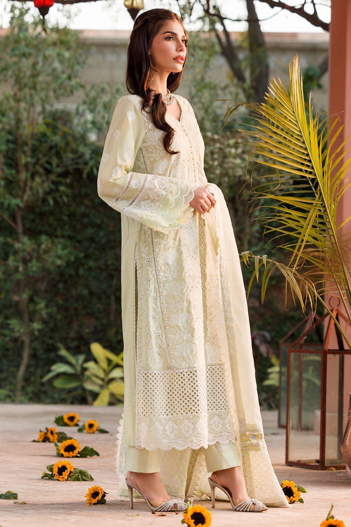 Motifz | Premium Lawn 24 | 4432-BENAZIR - House Of Hania