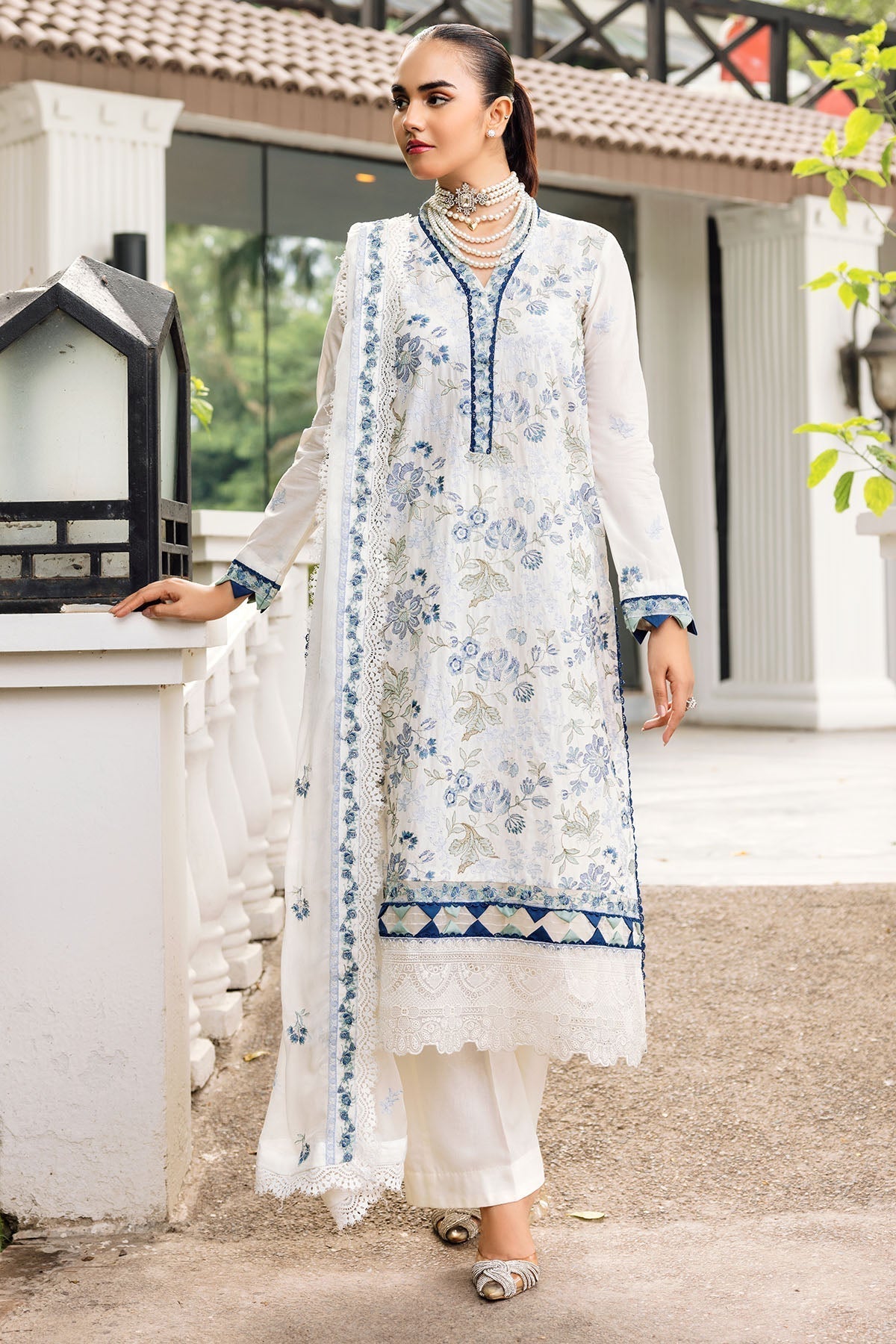 Motifz | Premium Lawn 24 | 4833-RAMEEN - House Of Hania