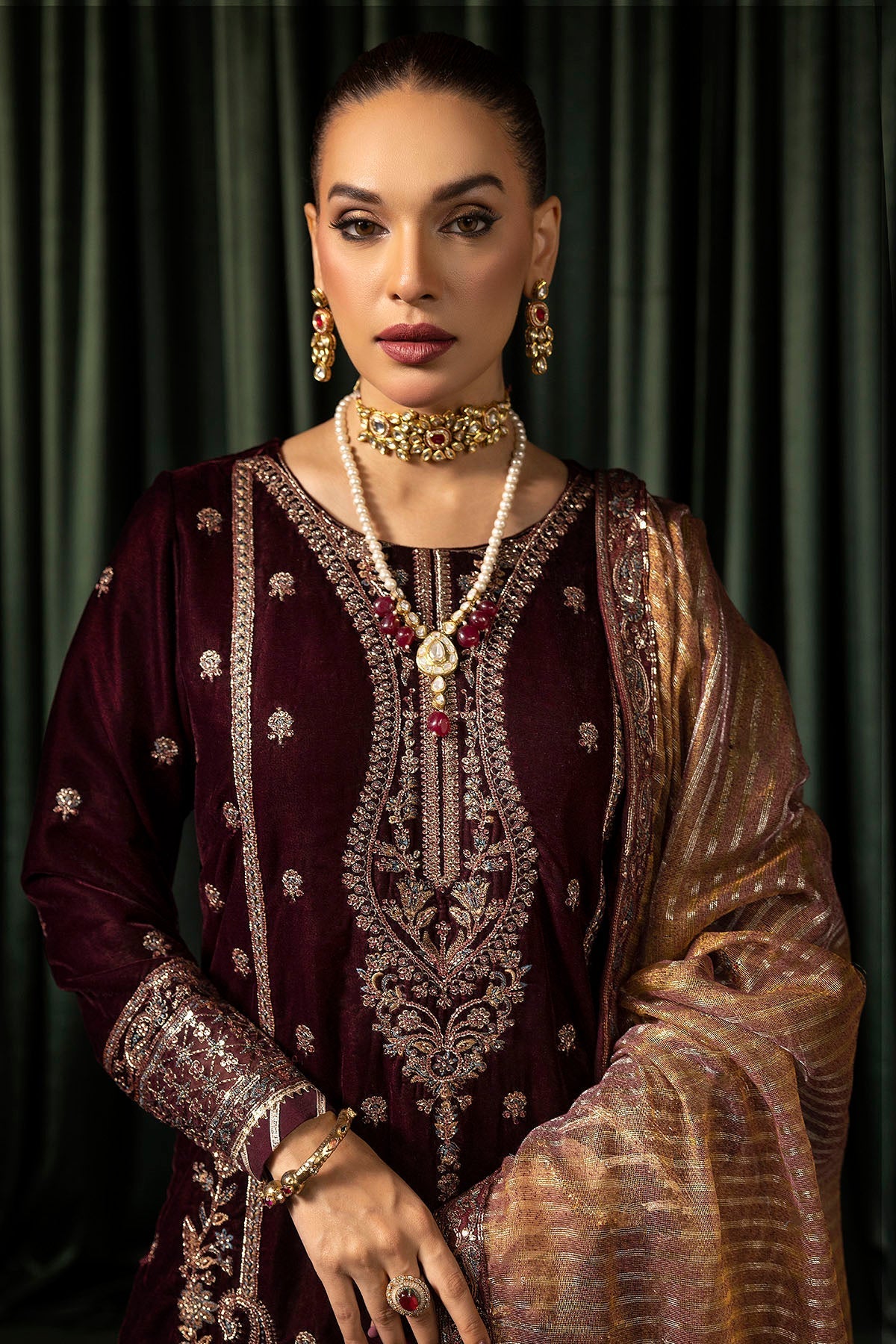 Motifz | Velvet Formals | 5096-DAISHA - House Of Hania