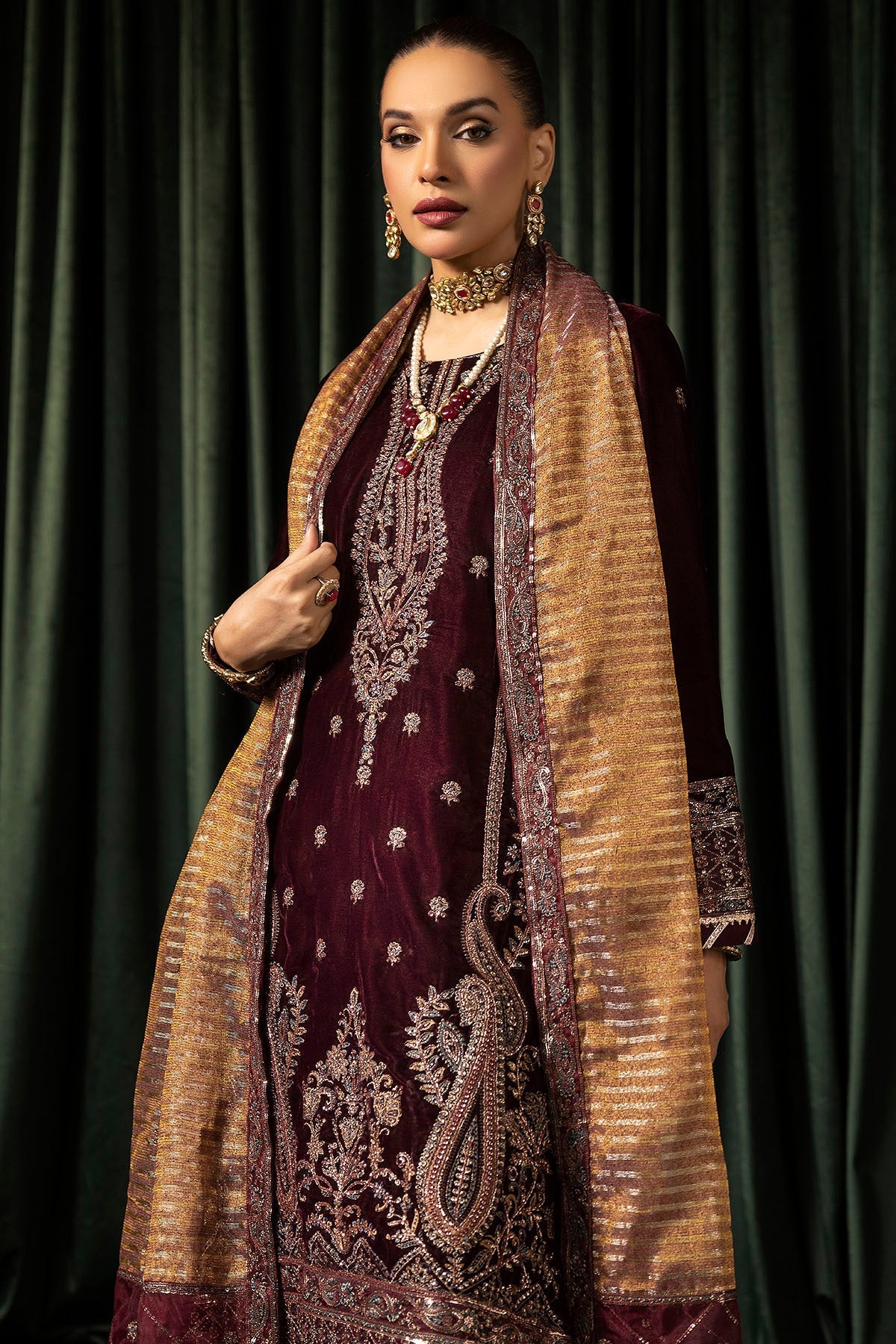 Motifz | Velvet Formals | 5096-DAISHA - House Of Hania