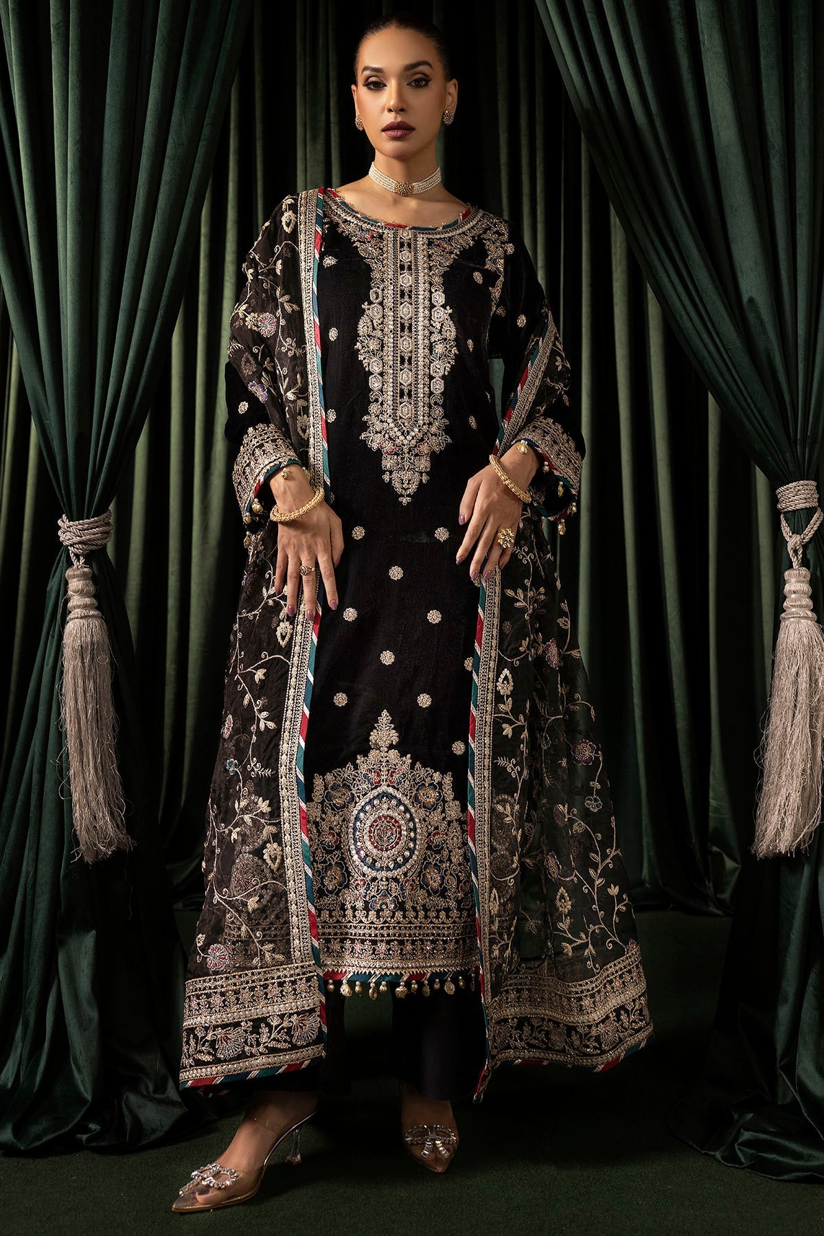Motifz | Velvet Formals | 5098-FARZEEN - House Of Hania