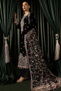 Motifz | Velvet Formals | 5098-FARZEEN - House Of Hania